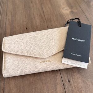 Matt & Nat Off-White Vegan Wallet